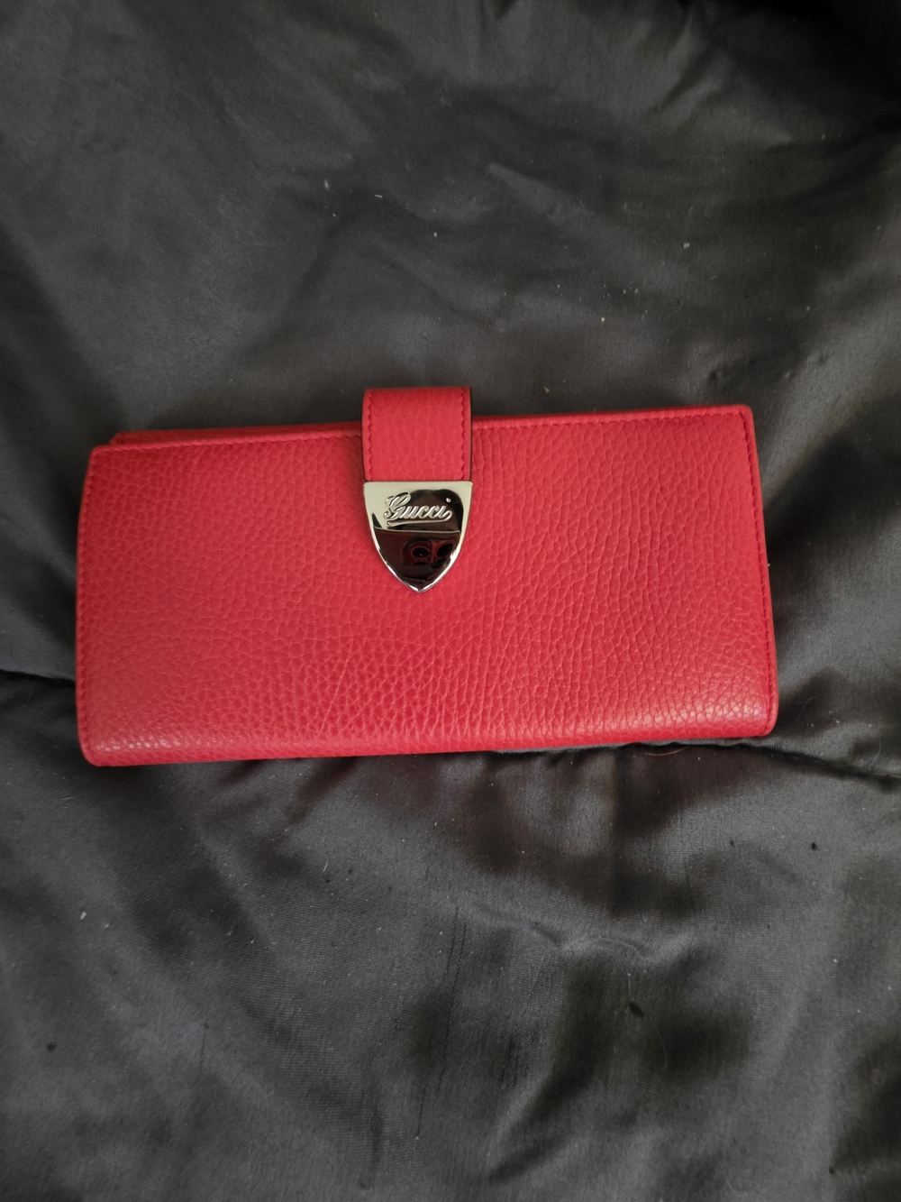 AUTHENTIC Gucci Red Leather Continental Wallet